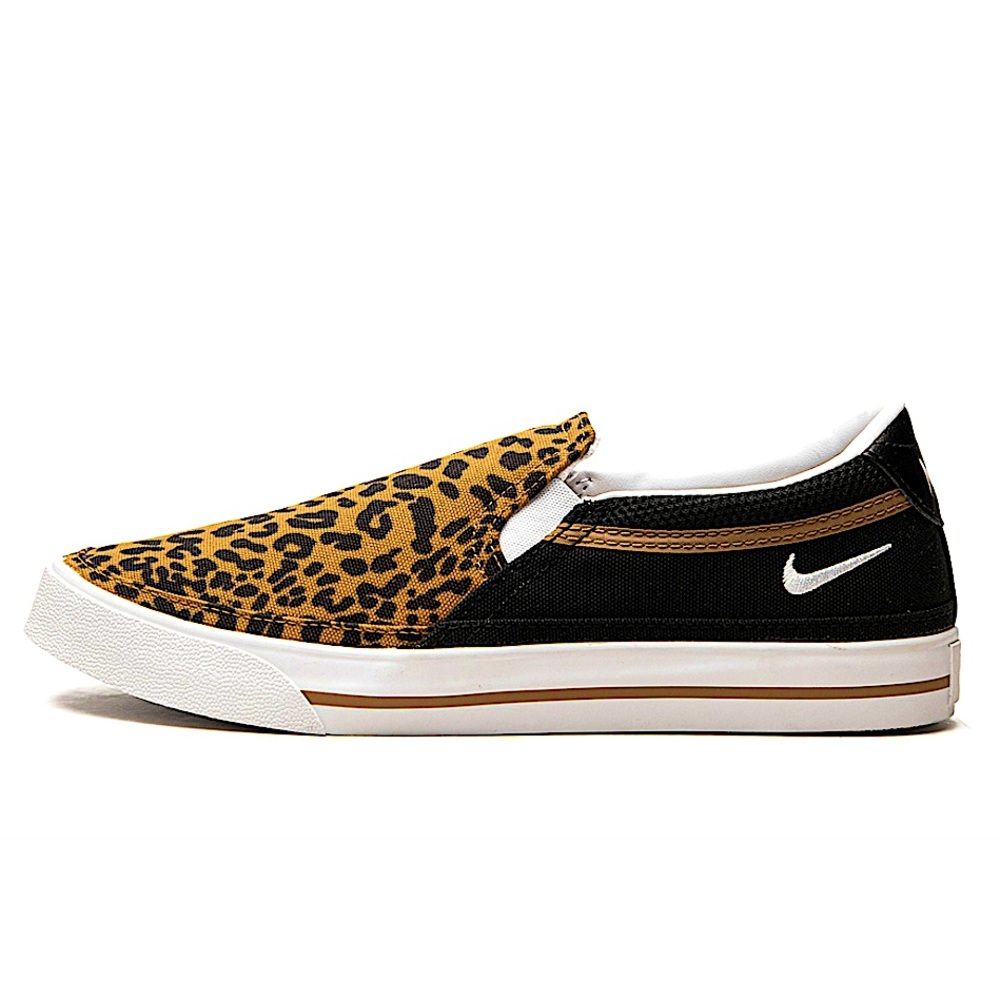 Nike Court Legacy “Safari”